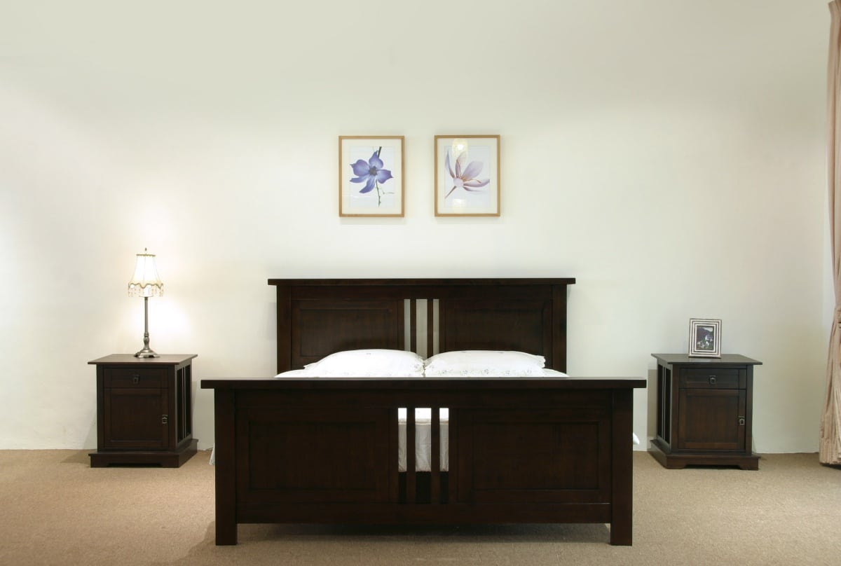 Queen-sized rubber wood bedroom set with dark stain